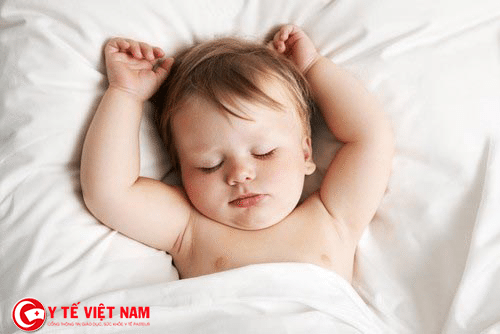Cho trẻ ngủ đủ giấc cũng là một cách tăng cường hệ miễn dịch
