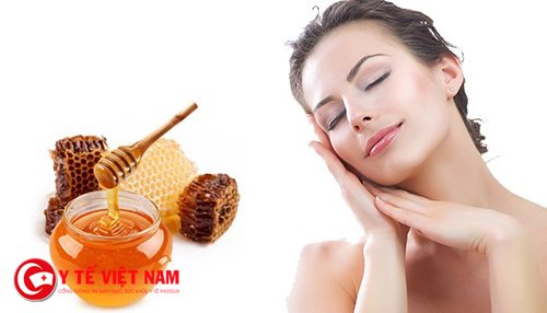 Mặt nạ mật ong giúp bạn căng da mặt hiệu quả Mặt nạ mật ong giúp bạn căng da mặt hiệu quả