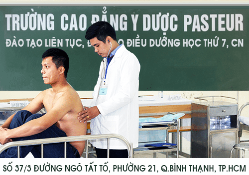 Sinh viên Y khoa trong giờ thực hành có thể dũng cảm thật, có thể là do...lấy lòng cô giáo thôi! Sinh viên Y khoa trong giờ thực hành có thể dũng cảm thật, có thể là do...lấy lòng cô giáo thôi!