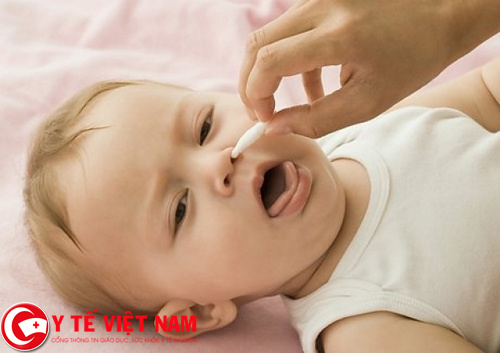 Vệ sinh mũi sai cách có thể khiến trẻ tử vong