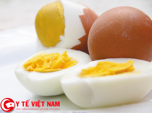 Món ăn bài thuốc chữa bệnh gai cột sống từ trứng gà