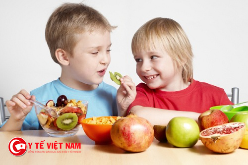 Tăng cường trái cây cho trẻ
