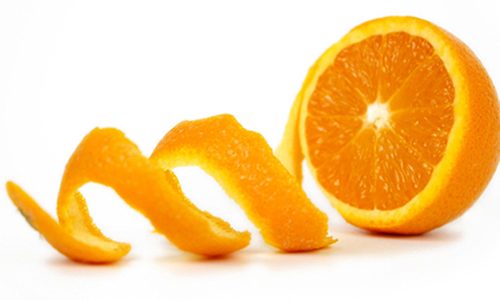 Tận dụng vỏ cam để dưỡng da trắng sáng tự nhiên