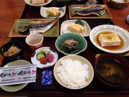 Bữa ăn sáng với người Nhật rất quan trọng