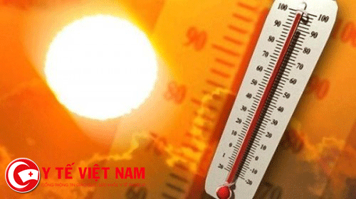Xua tan nắng nóng để bảo vệ sức khỏe theo cách chuyên gia