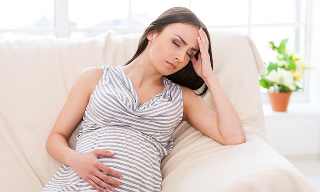 Bác sĩ chia sẻ biện pháp ngăn ngừa trầm cảm khi mang thai