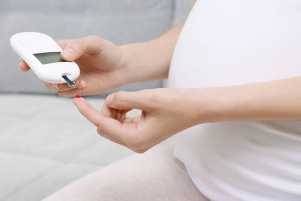 Bệnh tiểu đường thai kỳ nguy hiểm như thế nào đối với mẹ và thai nhi?