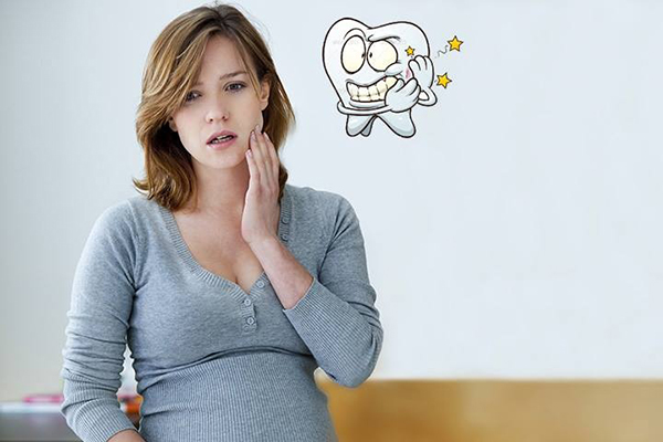Loét miệng là triệu chứng thiếu vitamin B12
