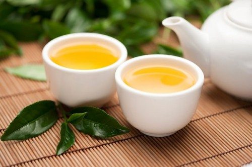 Bài thuốc đông y chữa trị viêm xoang bằng trà xanh