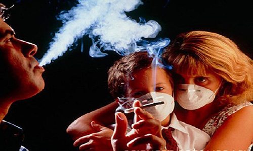 Trẻ em hít phải khói thuốc lá có thể bị ung thư phổi