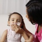 Viêm đường hô hấp là bệnh thường gặp ở trẻ khi giao mùa