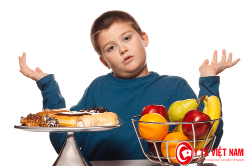 Trẻ có thể bị béo phì do ăn thức ăn nhanh