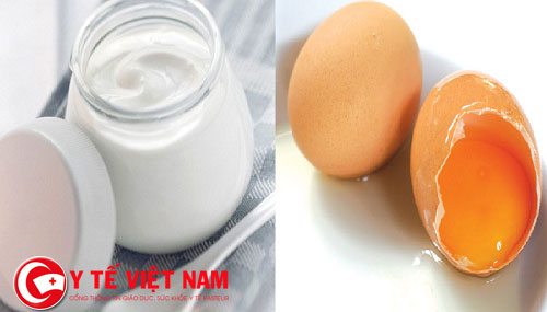 Sữa chua và trứng gà là phương pháp trị gàu hiệu quả