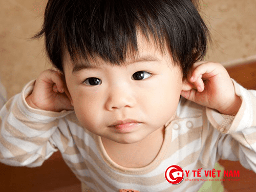 Viêm tai giữa ở trẻ thường không rõ ràng