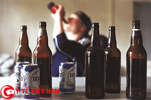 Tỷ lệ người Việt uống bia rượu hàng đầu thế giới
