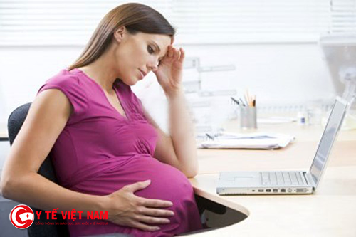 Mẹ bầu nên đi thăm khám thường xuyên để hạn chế bệnh tiền sản giật