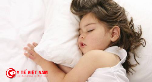 Ngủ đủ giấc sẽ giúp tăng chiều cao ở trẻ từ 3 - 5 tuổi