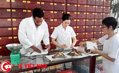 Tuyển dụng bác sĩ Y học cổ truyền làm việc tại Hà Nội