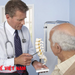 Nguyên nhân gây bệnh gai cột sống là do tuổi cao