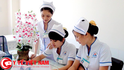 Nhân viên y tá làm việc tại Đà Nẵng