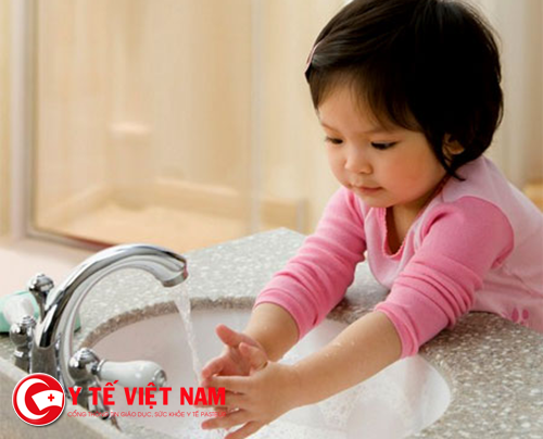 Rửa tay thường xuyên để phòng bệnh tay chân miệng