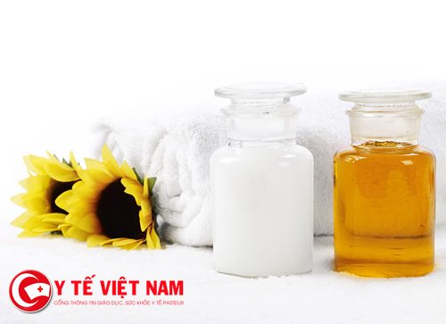 Dầu oliu kết hợp sữa chua giúp bạn chống rạn da