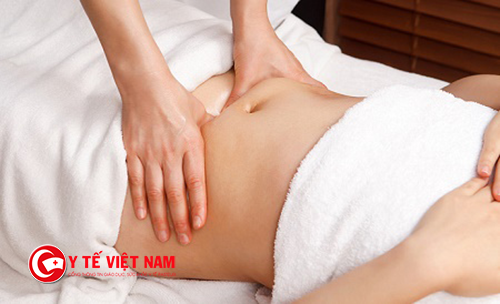 Massage bụng giảm cân sau sinh mổ