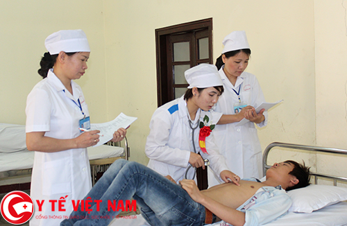 y sĩ đa khoa làm việc tại Huế