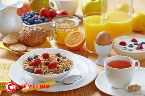 Thực hiện chế độ bữa sáng đa dạng là nguyên tắc giảm cân đầu tiên cần thực hiện