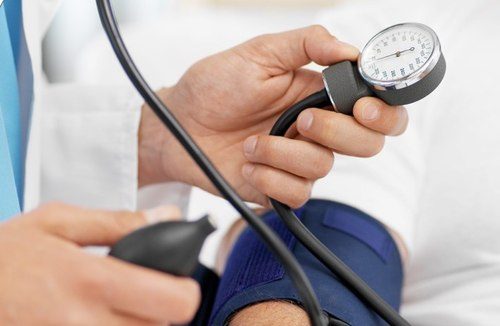 Bác sĩ chuyên khoa chỉ ra những biện pháp giảm huyết áp tự nhiên