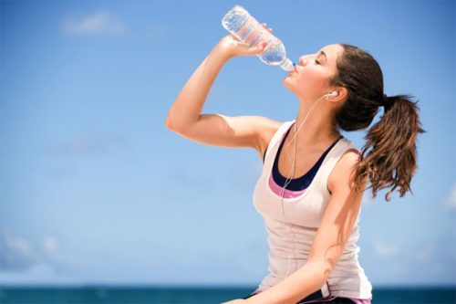Sử dụng nước hàng ngày giúp cơ thể bạn giảm cân nhanh chóng hơn
