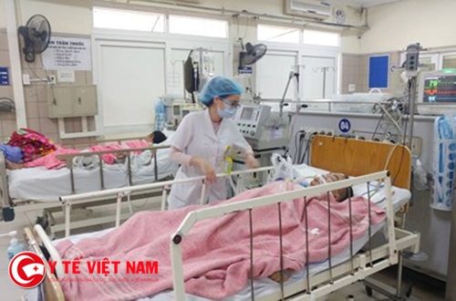 Trên trang Y tế Việt Nam cũng đã cập nhật về 2 trường hợp mới đây vừa mới tử vong vì ngộ độc do dùng ma túy đá tại bệnh viện Bạch Mai. Thầy thuốc tư vấn cũng khuyến cáo nguy cơ bị hôn mê, co giật, suy tim cấp, tụt huyết áp và tử vong rất nhanh.