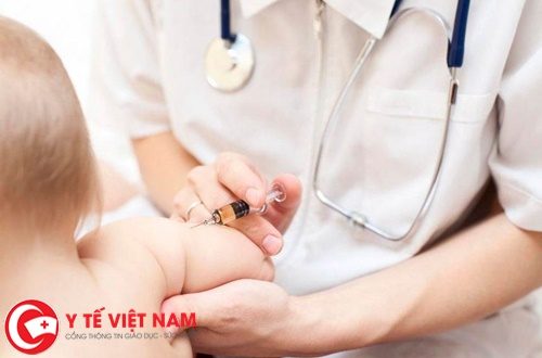 Đối tượng cần đi tiêm chủng vacxin là ai?