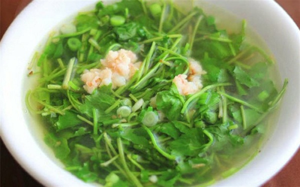 Canh rau má - món ăn bài thuốc hỗ trợ điều trị bệnh sởi Canh rau má - món ăn bài thuốc hỗ trợ điều trị bệnh sởi