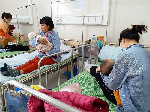 Cảnh báo số trẻ nhập viện vì bệnh sởi gia tăng sau Tết tại Hà Nội