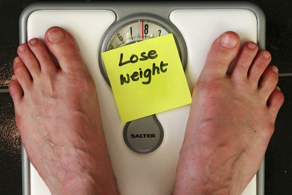 Sút cân không rõ nguyên nhân là một trong những dấu hiệu tăng đường huyết